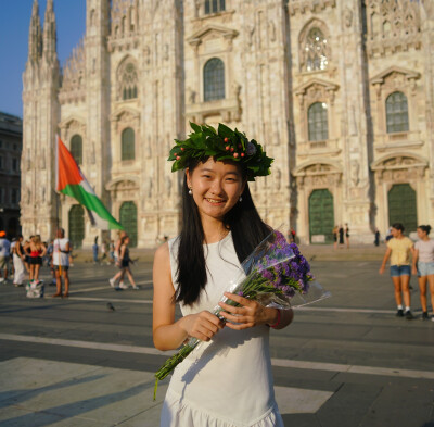 Yining  is looking for a Studio in Delft